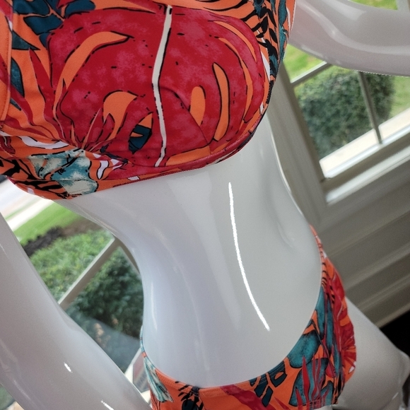 Urban Look Fiesta bikini‎ & matching cover up - Picture 4 of 9